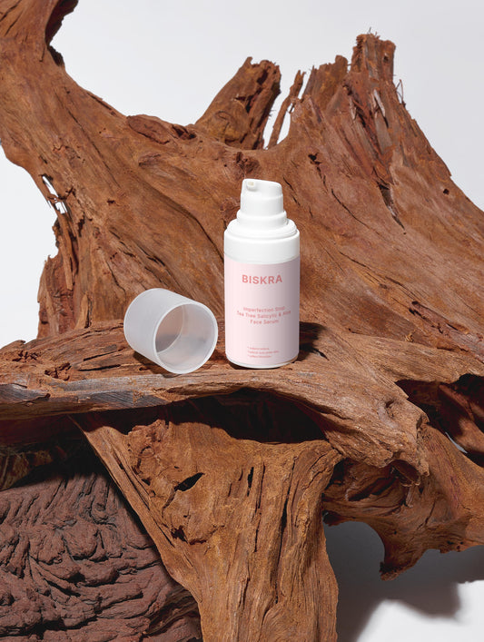 Anti-Blemish Face Serum: The perfect formula to target and calm acne, featuring aloe vera, kaolin clay, and essential oils for a clearer complexion.