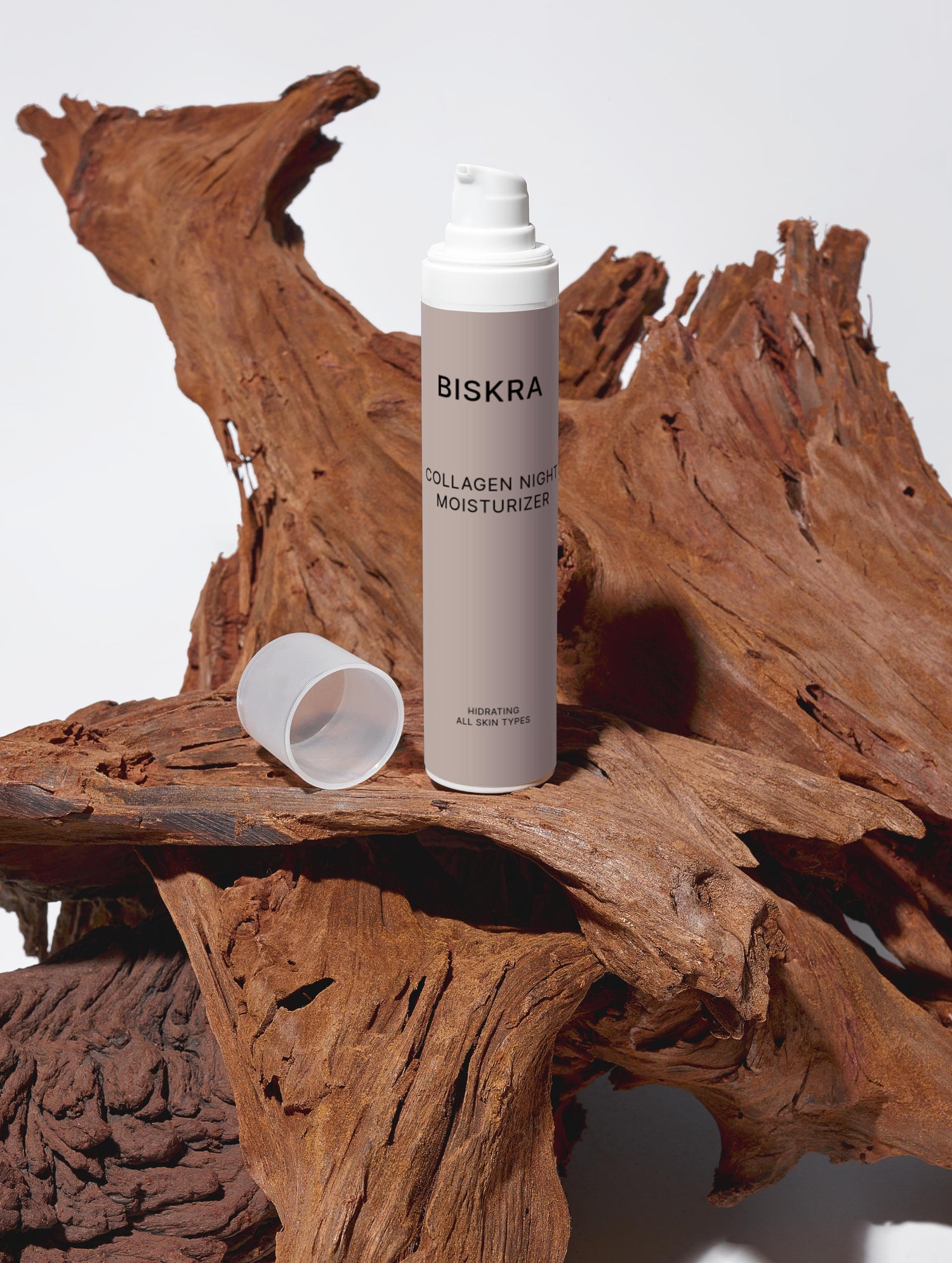 "Elegant packaging of Collagen Night Moisturizer highlighting its anti-aging benefits."