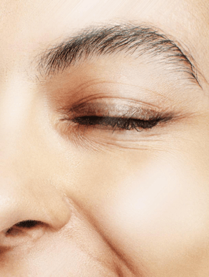 A close-up of radiant, plump skin after using the Hydra Active Complex Face Gel, showcasing its hydrating effects.