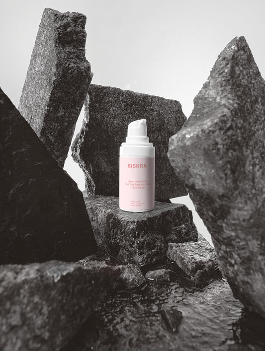 Soothing Acne Face Serum: The blend of tea tree oil and aloe helps soothe skin irritation while treating acne, leaving a clear, balanced complexion.