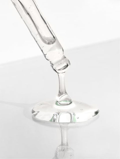 Eye contour being treated with Hydra Eye Revitalize Gel Serum, visibly reducing puffiness and fine lines.