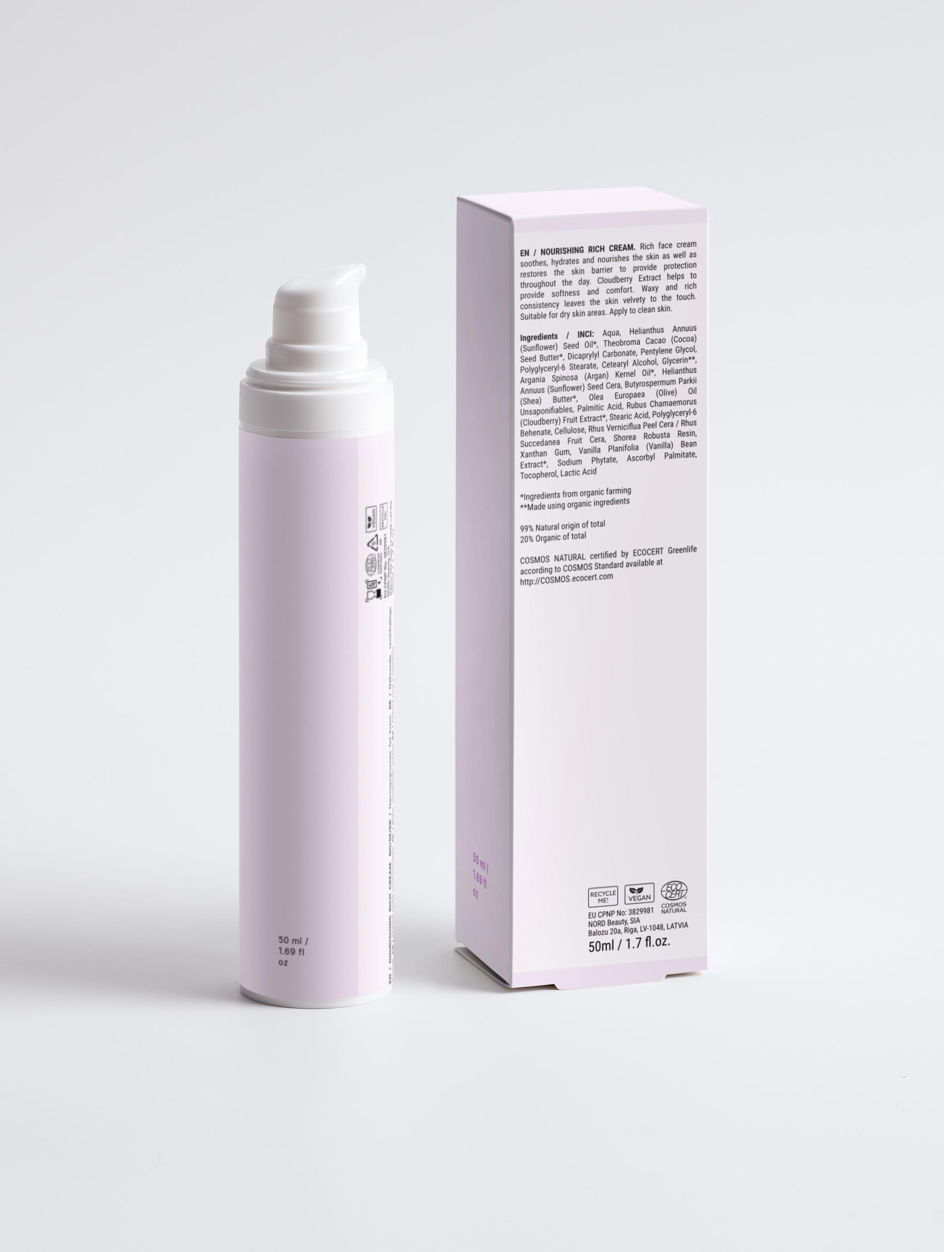 Luxurious facial cream that hydrates and restores skin overnight