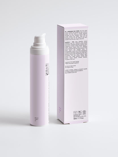 Luxurious facial cream that hydrates and restores skin overnight